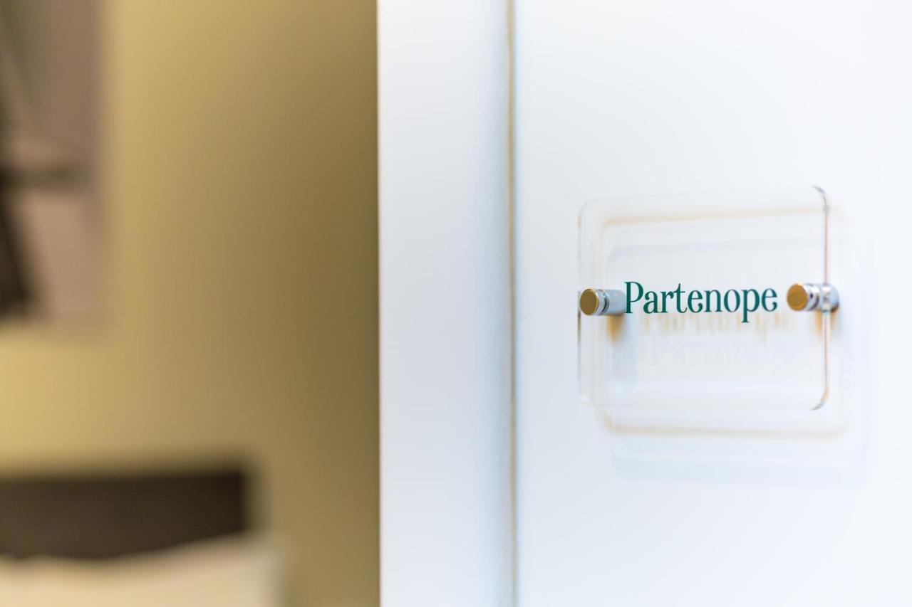 Residenza Partanna By Napoliapartments Exteriör bild